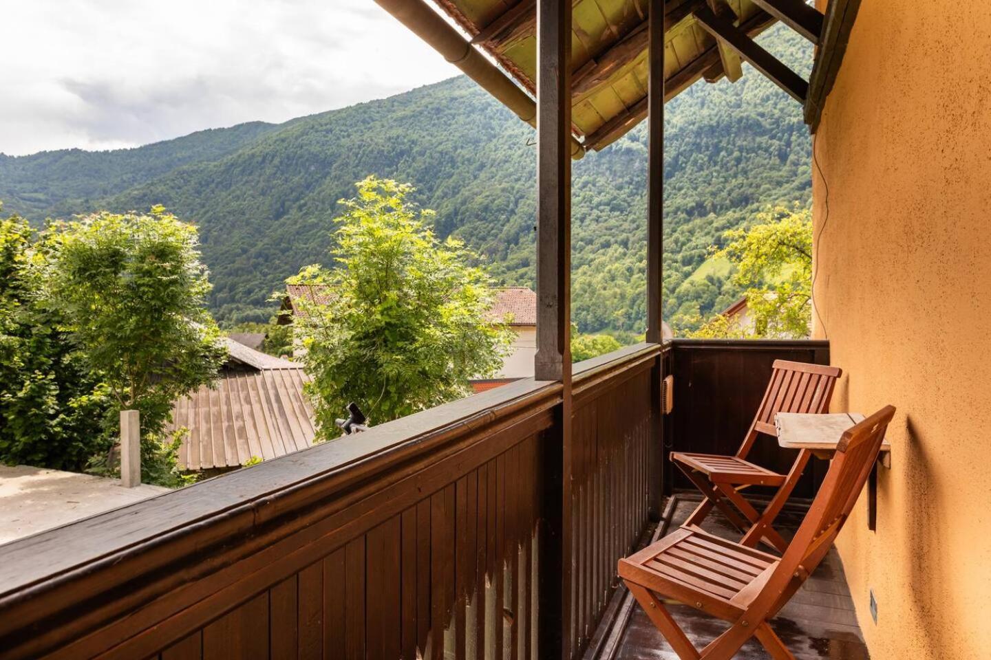 Holiday Home Katric Kamno Exterior foto