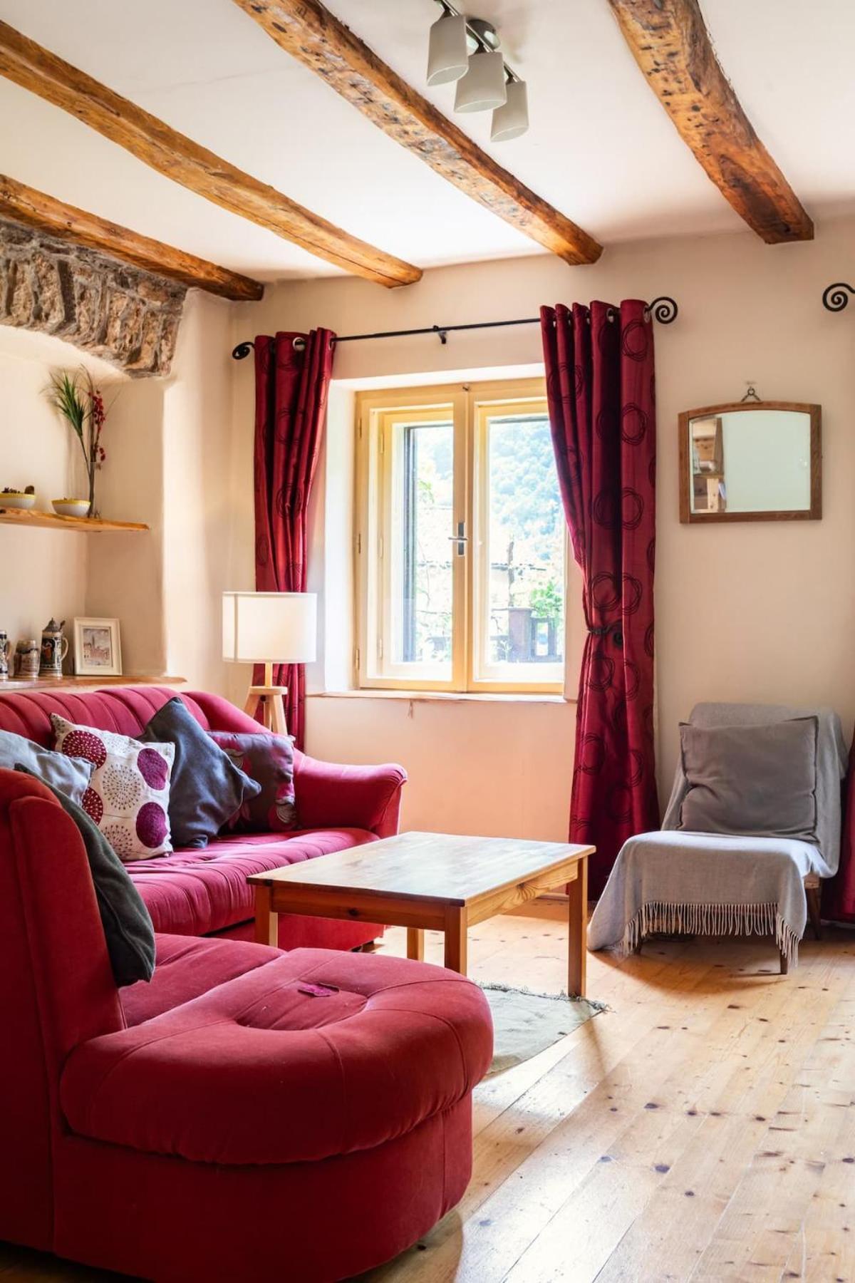 Holiday Home Katric Kamno Exterior foto